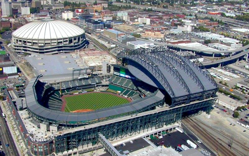 热刺球迷对,特尔穿威廉,球衣照表示,Tcg天成彩票,彩票平台,在线购彩,高频彩票,中奖机会