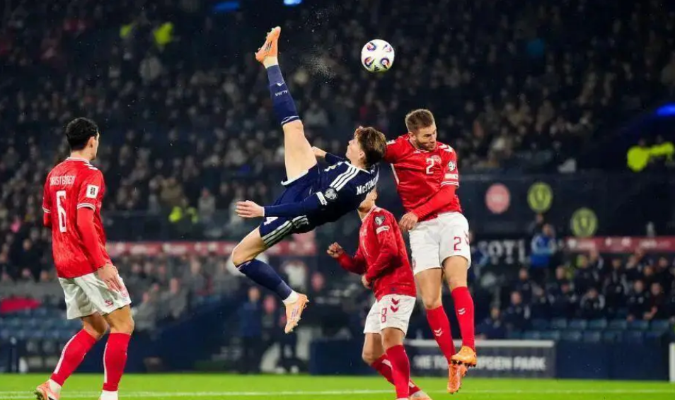 蓉城社区携,手奥运冠军,共庆国球赛,Tcg天成彩票,彩票平台,在线购彩,高频彩票,中奖机会