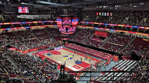 “国米迎战乌迪内斯：图拉姆、阿瑙托维奇率队首发出战，姆希塔良紧急加入阵容”