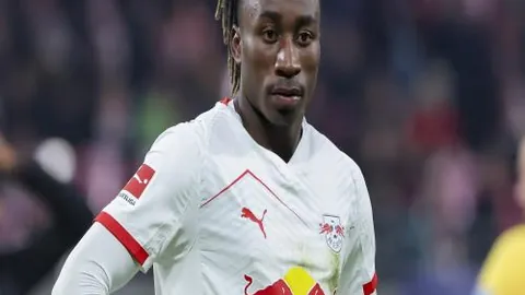 雷迪克执掌教鞭，四年合同尘埃落定。